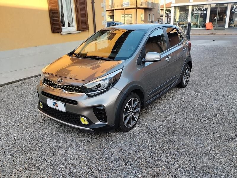 Gebraucht Kia Picanto X-Line 101 PS (74 kW) 2019 Grau Kleinwagen