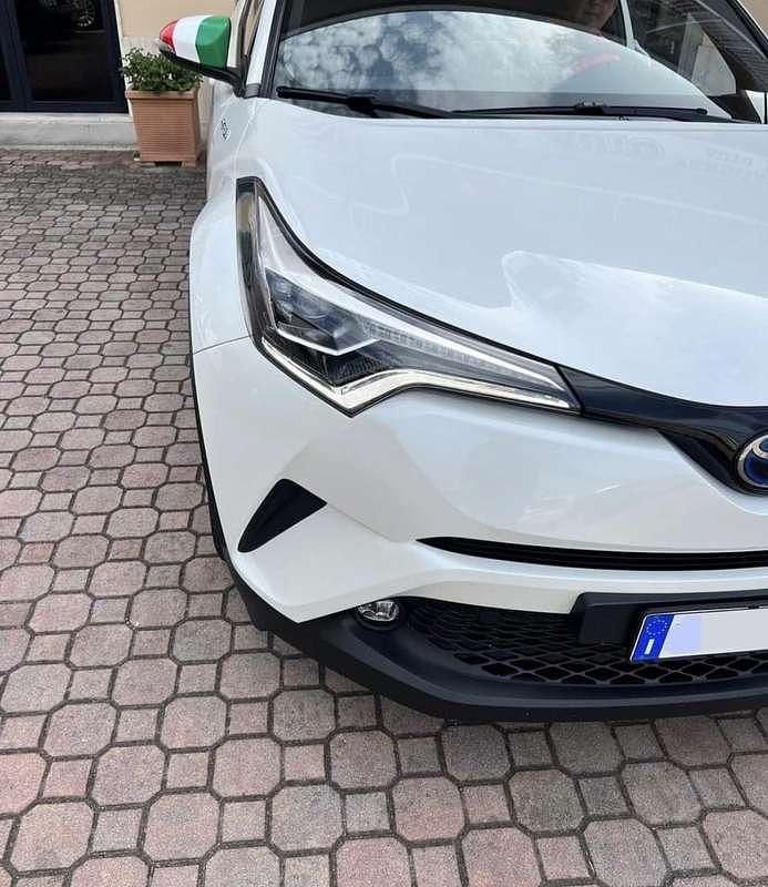 Usata Toyota C-HR Team 98 CV (72 kW) 2018 SUV