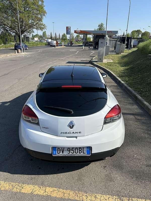 Usata Renault Mégane Dynamique 103 CV (75 kW) 2010 Berlina