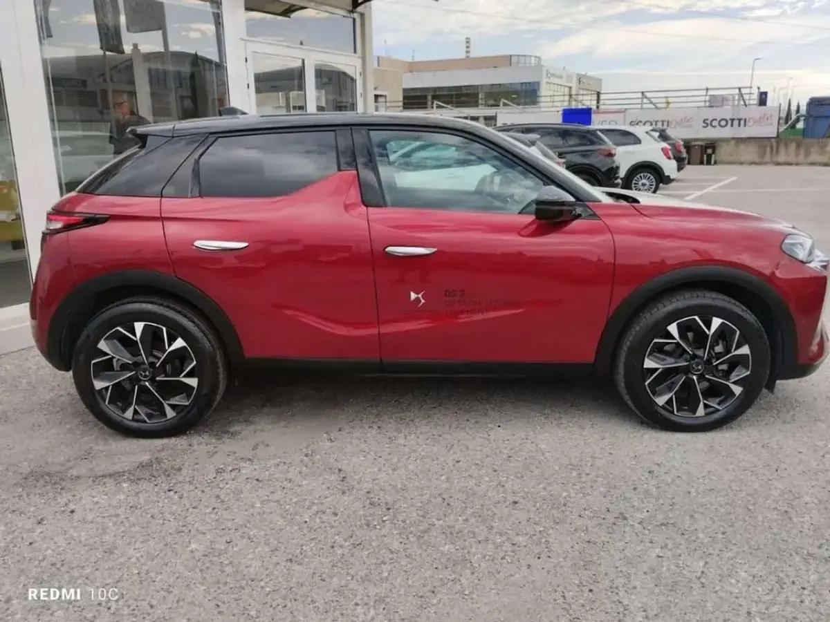 Usata DS Automobiles DS3 Opera 131 CV (96 kW) 2023 Rosso diva SUV