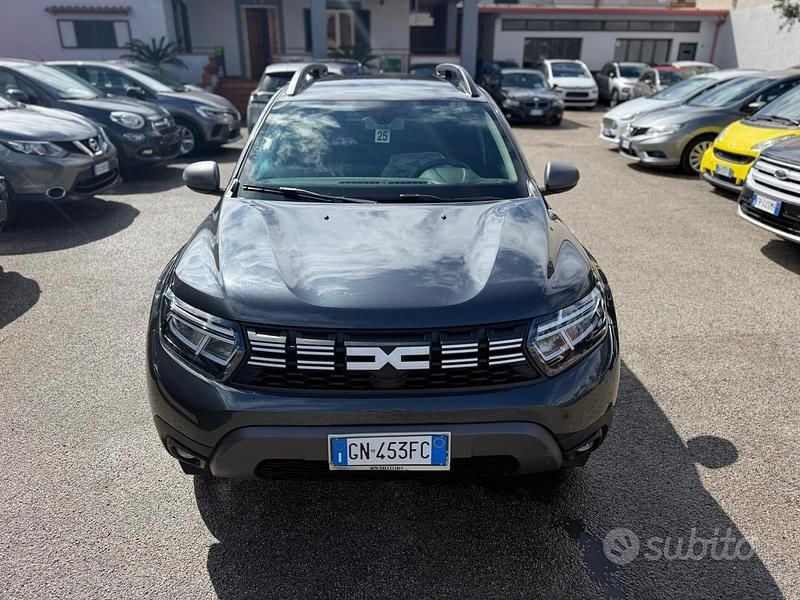 Gebraucht Dacia Duster Journey 116 PS (85 kW) 2023 Grau SUV