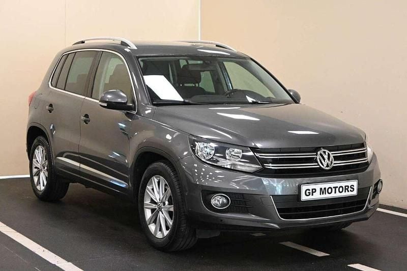 Grigio Usata 2014 VW Tiguan Sportline SUV | 12.500 € (Buon prezzo) - Immagine 1/4