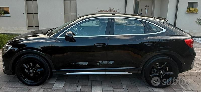 Nero Usata 2022 Audi Q3 S-Line SUV | 36.000 € (Cara) - Immagine 1/4