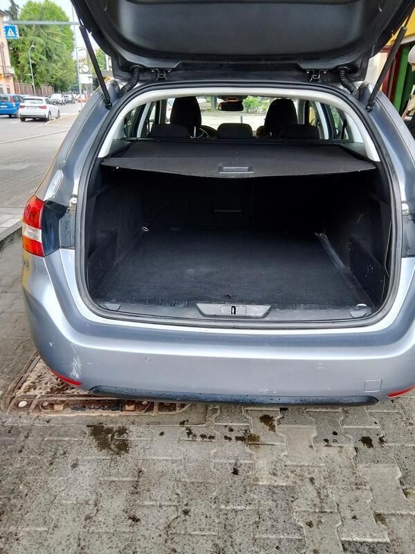 Usata Peugeot 308 Business-Line 120 CV (88 kW) 2017 Argento Station wagon