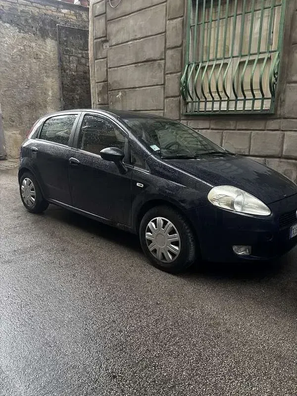 Usata Fiat Grande Punto Dynamic 90 CV (66 kW) 2007 Utilitaria