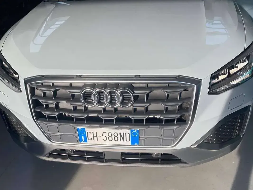 Usata Audi Q2 116 CV (85 kW) 2022 Grigio SUV