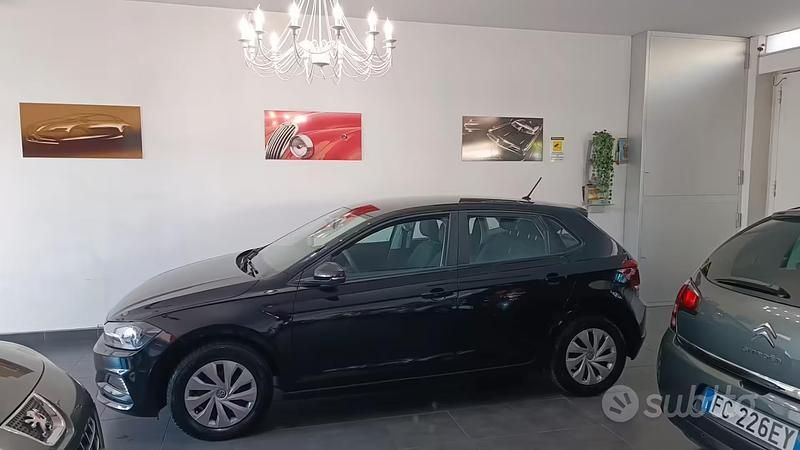 Usata VW Polo Comfortline 65 CV (47 kW) 2018 Nero Utilitaria