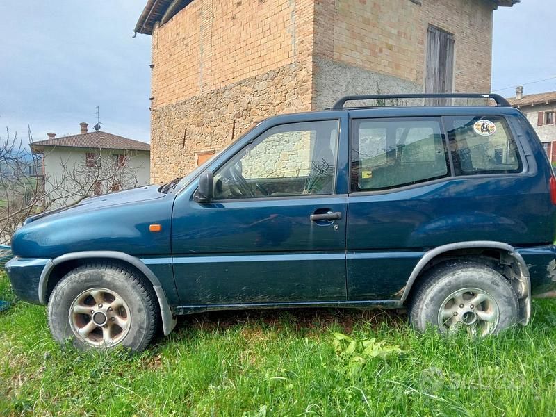 Usata 1996 Ford Maverick SUV | 2000 € - Immagine 1/4
