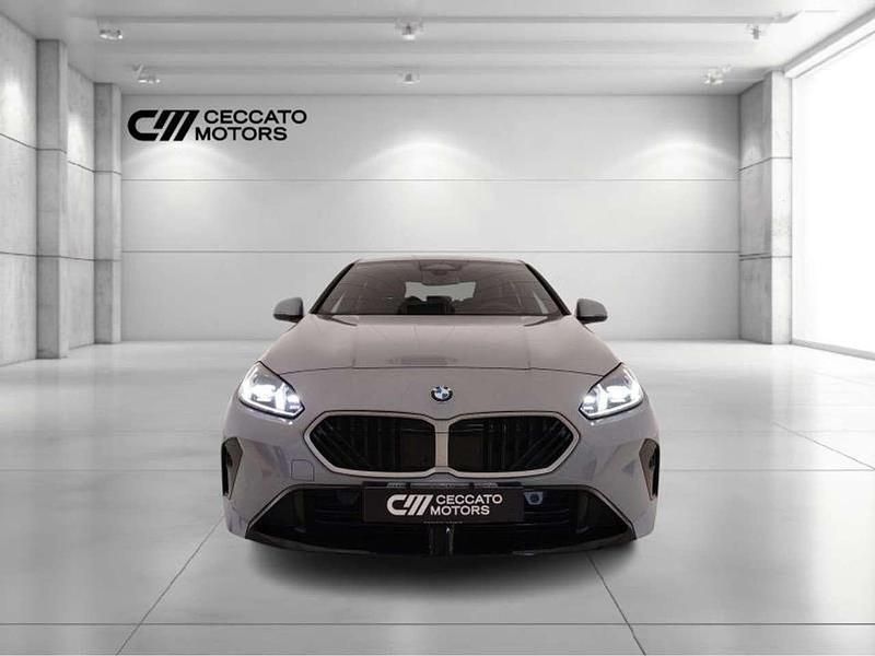 Nuova BMW 220 M Sport 170 CV (125 kW) 2026 Brooklyn grey metallic Coupé