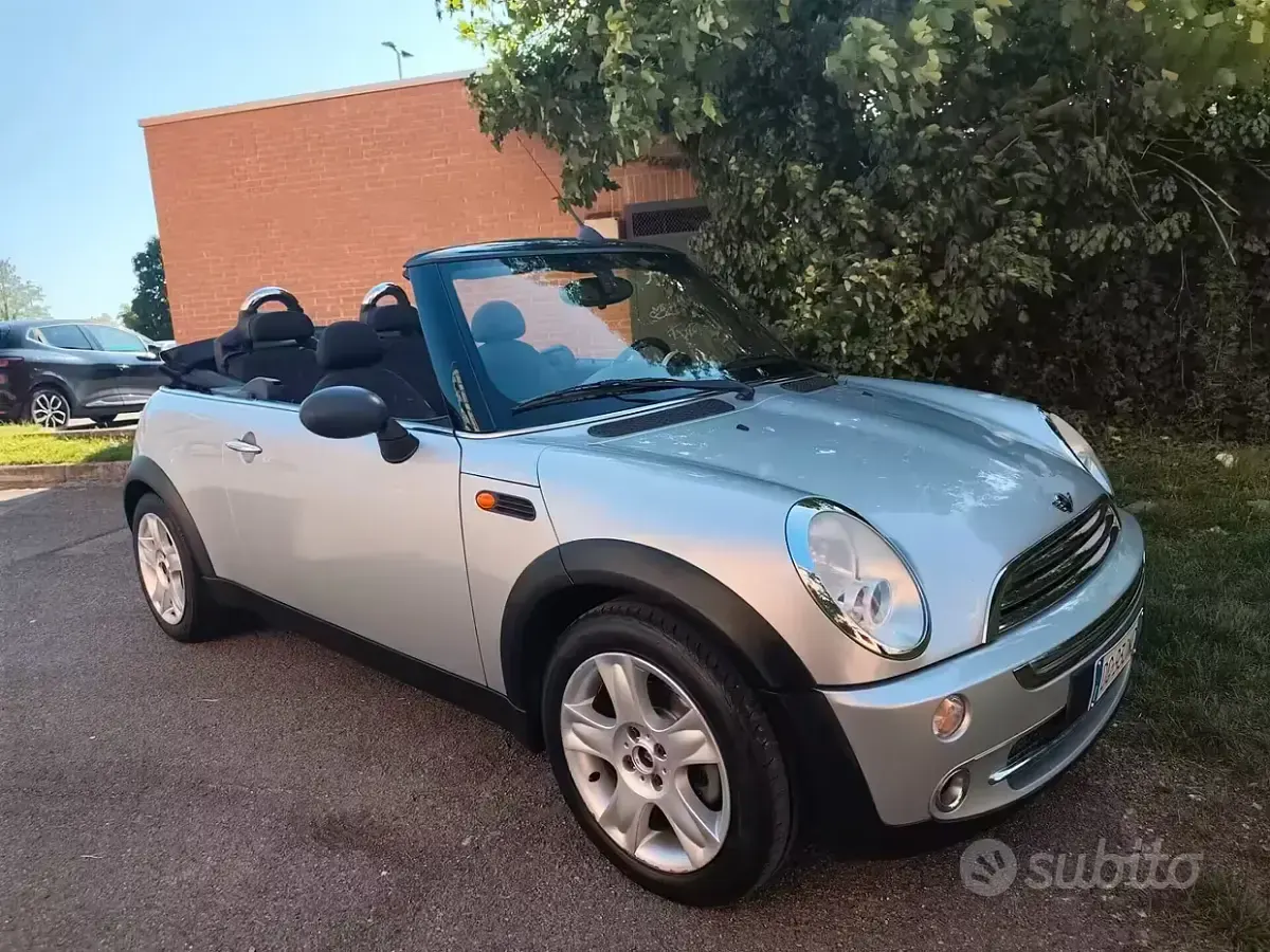 Begagnad Mini One Cabriolet 90 HK (66 kW) 2007 Blå Cab