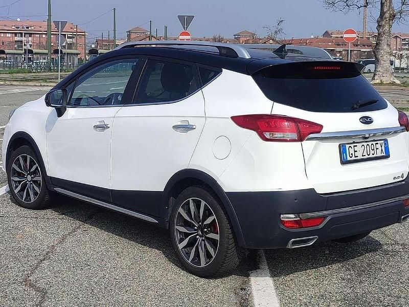 Usata EVO Evo 4 106 CV (77 kW) 2021 Bianco SUV