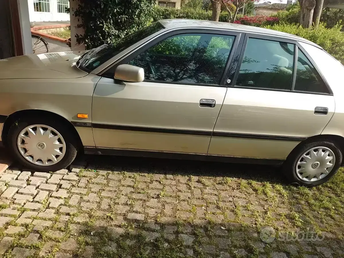 Usata Lancia Dedra 88 CV (64 kW) 1997 Berlina