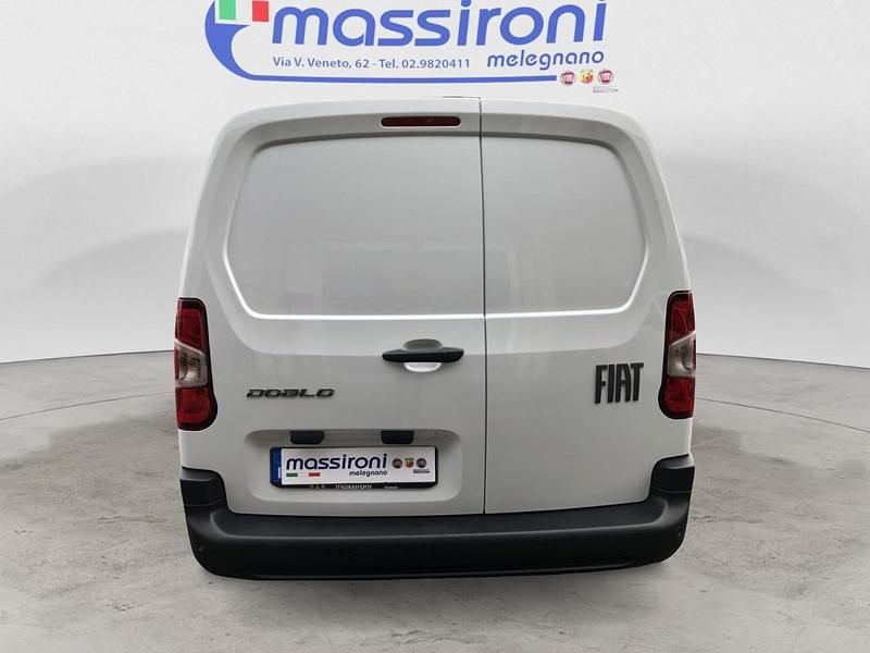 Usata Fiat Doblò 102 CV (75 kW) 2024 Bianco Monovolume
