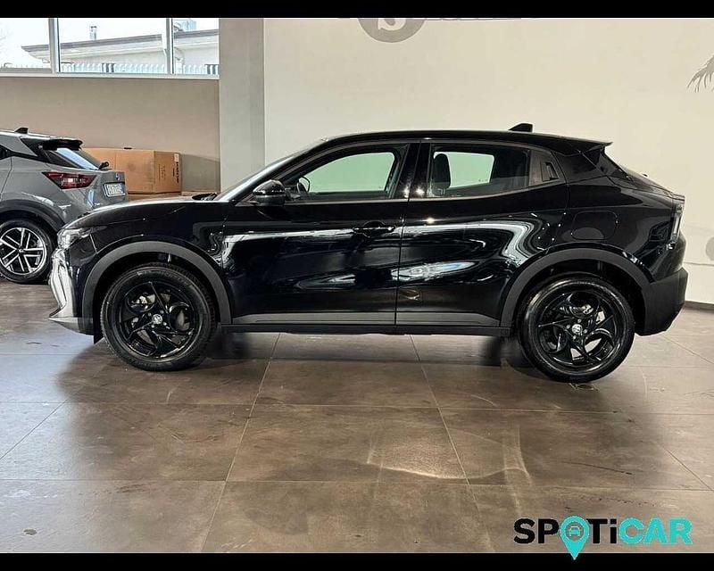 Usata Alfa Romeo Junior 145 CV (106 kW) 2025 Nero SUV