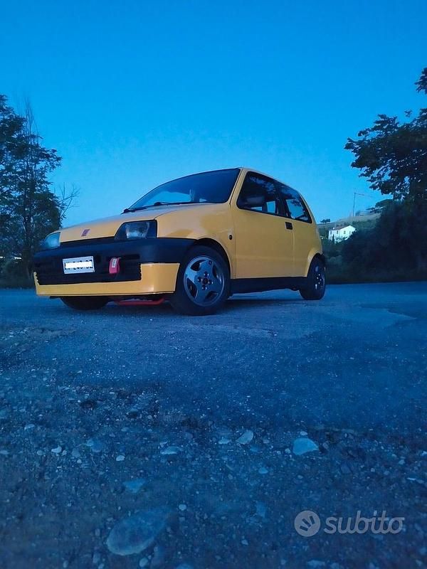 Usata Fiat Cinquecento 1998 Giallo Utilitaria