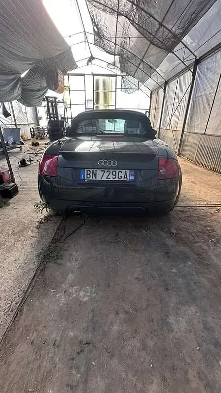 Usata Audi TT Roadster 179 CV (131 kW) 2000 Cabrio
