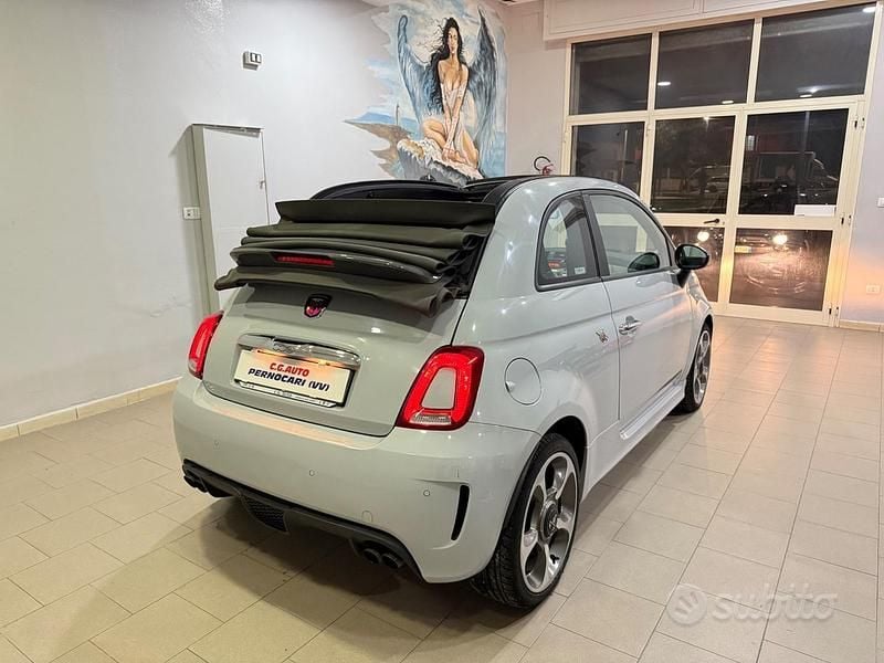 Usata Abarth 500C Custom 135 CV (99 kW) 2014 Grigio Cabrio