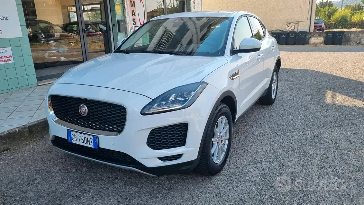 Usata Jaguar E-Pace 150 CV (110 kW) 2020 Bianco SUV
