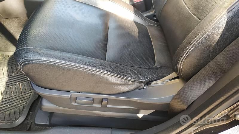 Usata Mitsubishi Outlander Instyle 150 CV (110 kW) 2014 Nero SUV