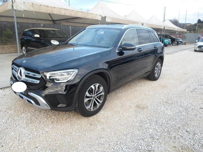 Usata Mercedes GLC200 Premium Plus 197 CV (144 kW) 2020 Nero SUV