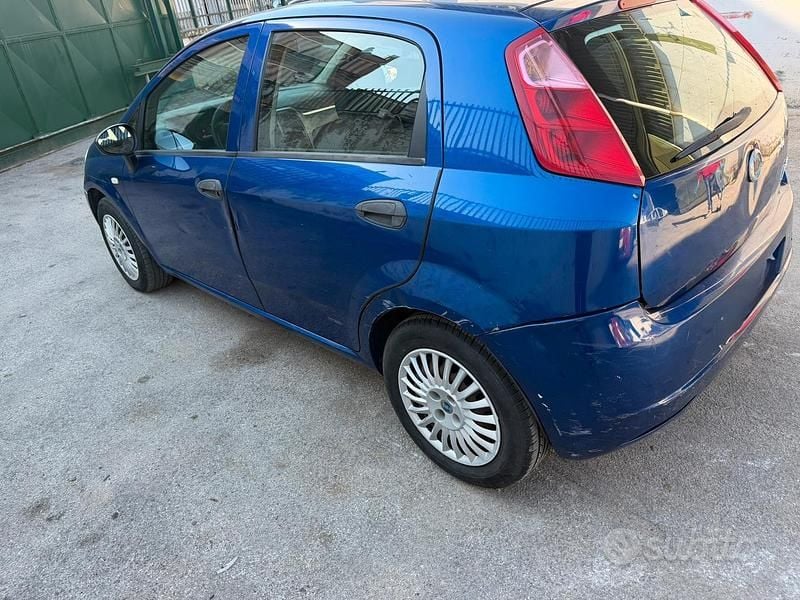 Usata Fiat Grande Punto 2007 Blu Utilitaria