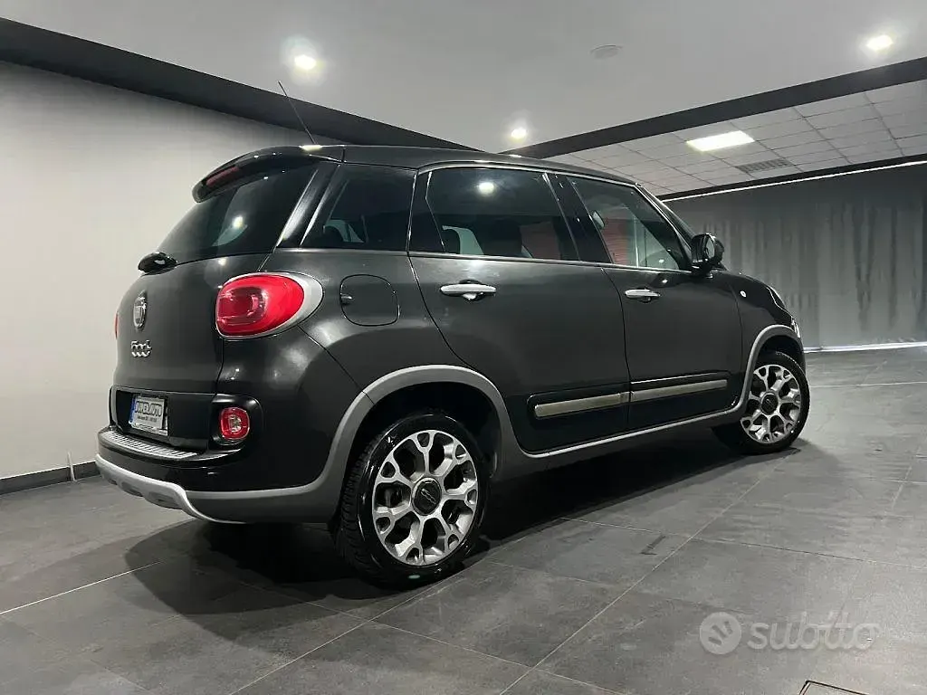 Usata Fiat 500L Trekking 84 CV (61 kW) 2015 Grigio Monovolume