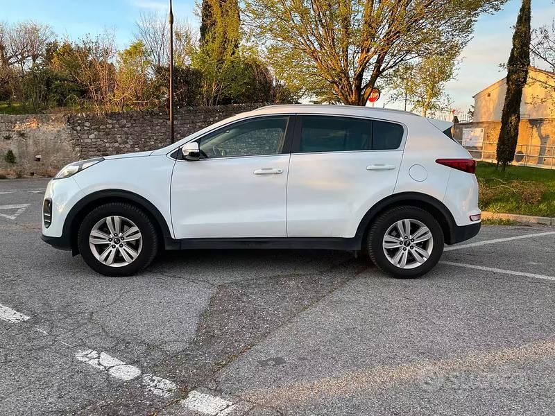 Second-hand Kia Sportage 141 CP (103 kW) 2017 Alb SUV