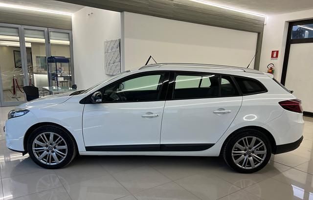 Usata Renault Mégane III 131 CV (96 kW) 2011 Bianco Berlina