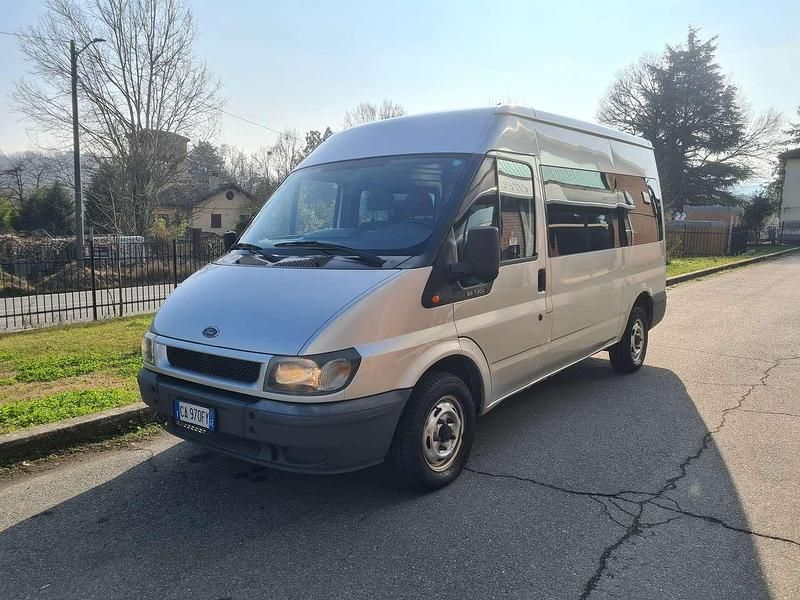 Usata Ford Transit 86 CV (63 kW) 2002 Argento Furgone