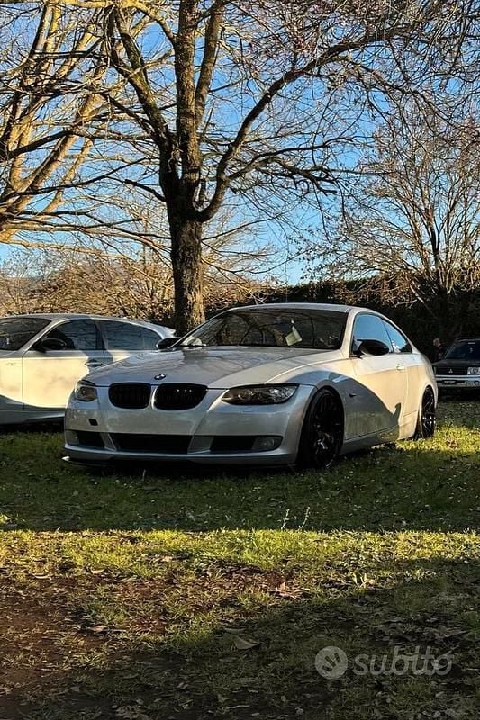 Usata BMW 320 220 CV (161 kW) 2007 Grigio Coupé