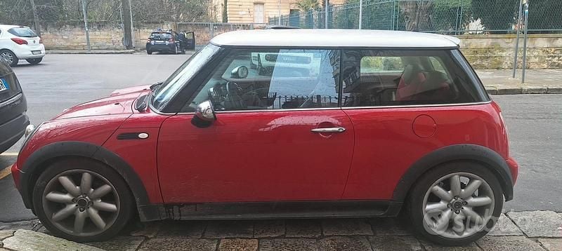 Usata Mini Cooper Coupé 116 CV (85 kW) 2004 Rosso Coupé