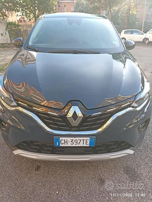 Usata Renault Captur Intens 95 CV (69 kW) 2022 Blu SUV