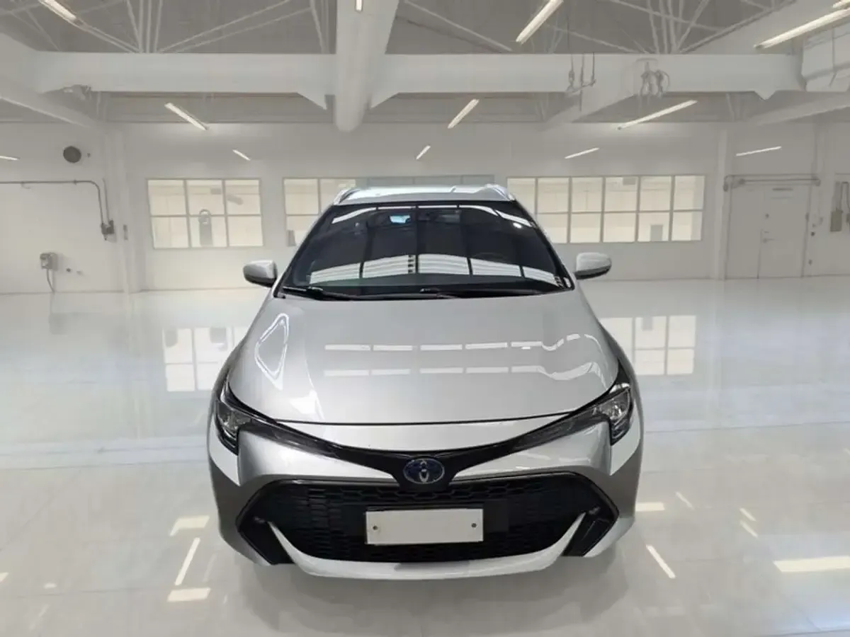 Usata Toyota Corolla Business Edition 98 CV (72 kW) 2021 Grigio Station wagon