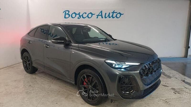 Nuova Audi Q5 S-Line 204 CV (150 kW) 2026 Gray SUV