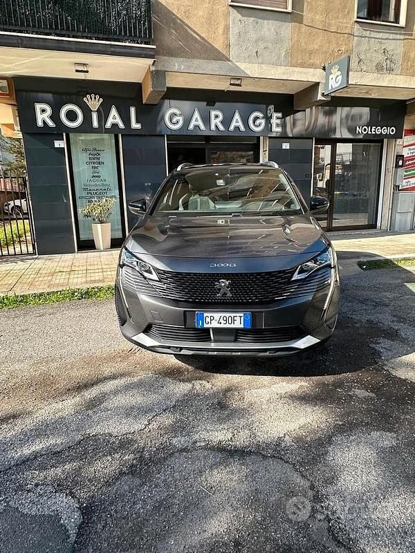 Usata Peugeot 3008 GT 131 CV (96 kW) 2023 Grigio SUV