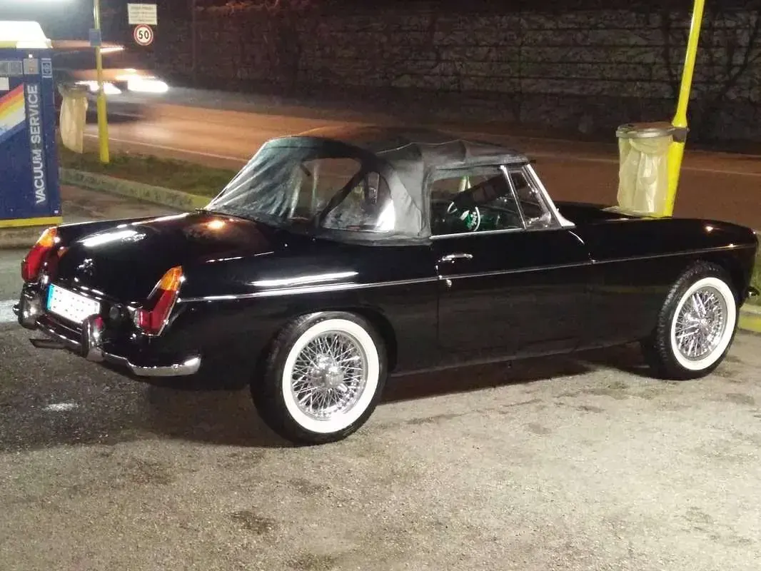 Usata MG B 95 CV (69 kW) 1967 Nero Cabrio