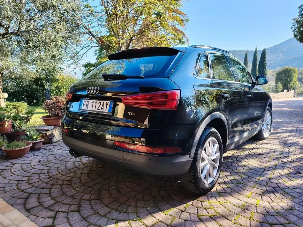 Usata Audi Q3 150 CV (110 kW) 2018 Nero SUV