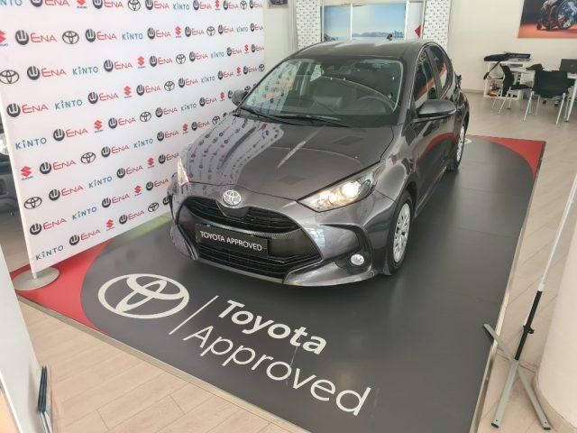 Usata Toyota Yaris Active 72 CV (52 kW) 2022 Antracite Berlina