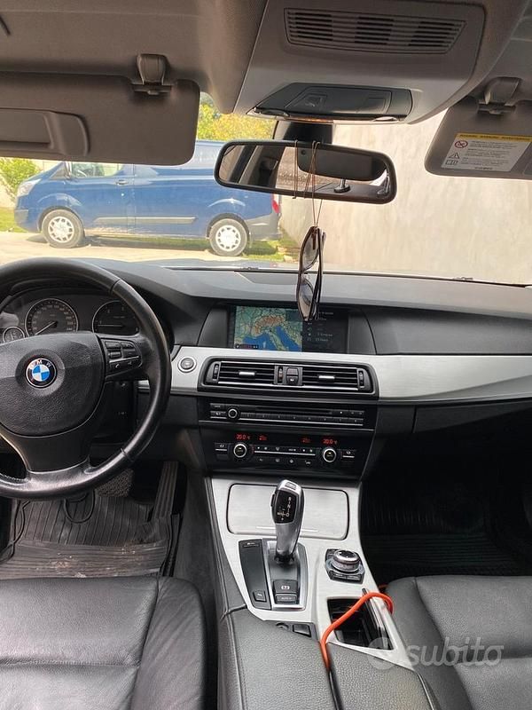 Usata BMW 520 2010 Grigio Berlina