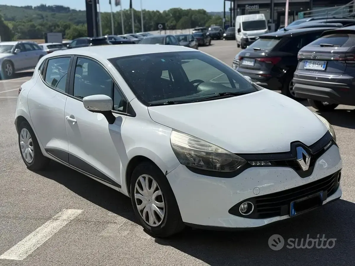 Usata Renault Clio IV 73 CV (53 kW) 2015 Bianco Berlina