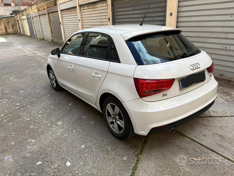 Usata Audi A1 116 CV (85 kW) 2016 Bianco Utilitaria