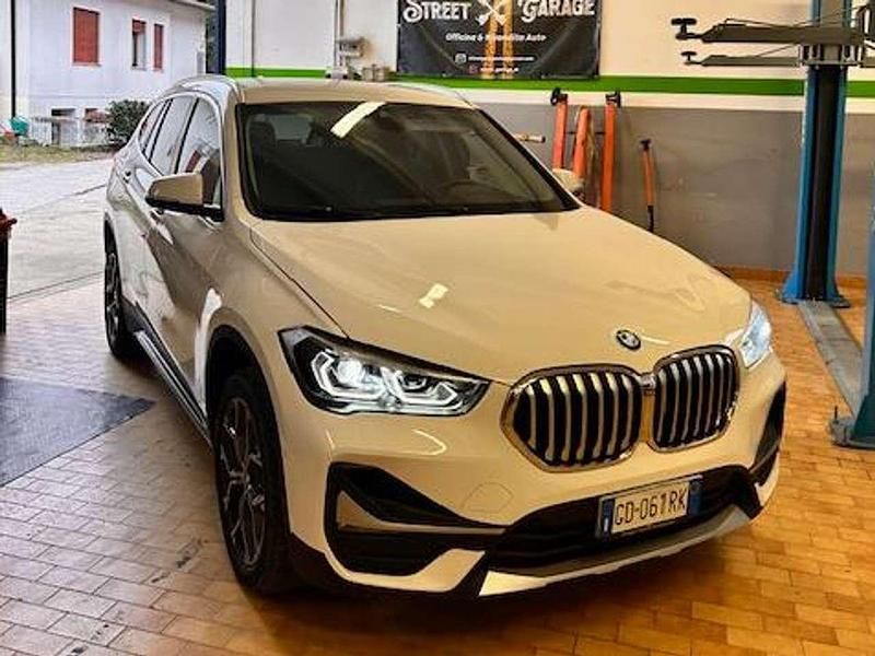 Usata BMW X1 xLine 150 CV (110 kW) 2021 Bianco perla SUV