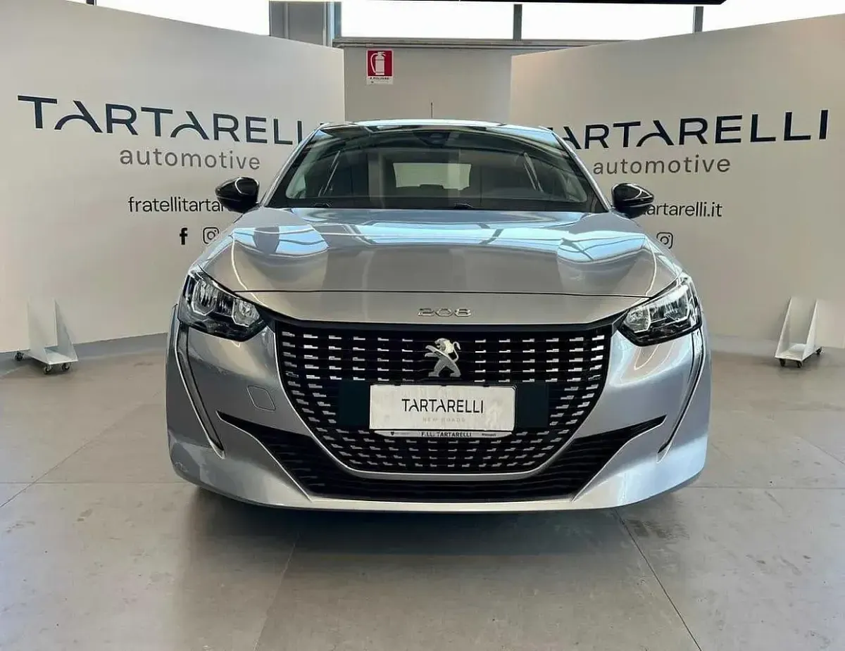 Usata Peugeot 208 Active 75 CV (55 kW) 2023 Grigio Utilitaria