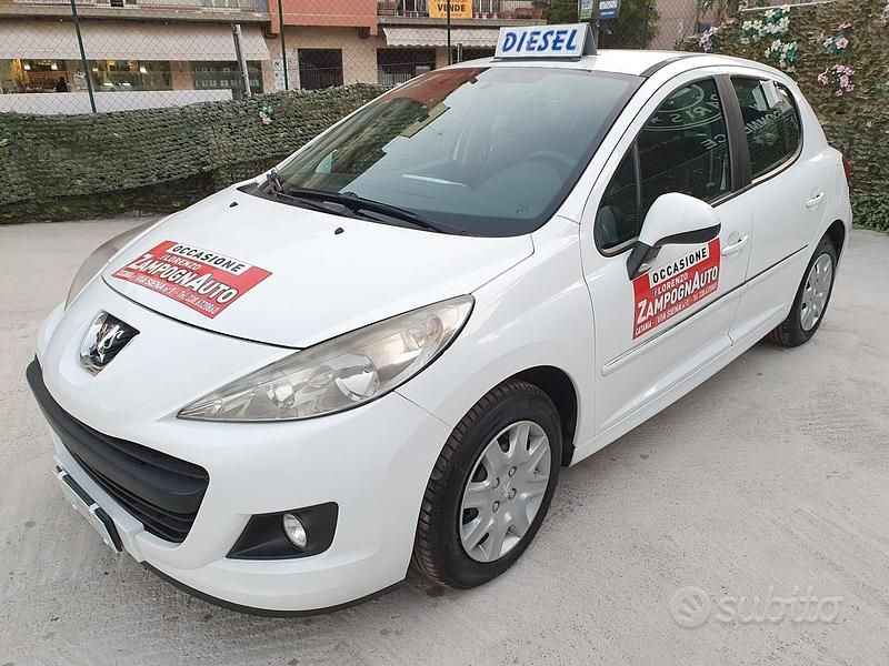 Usata Peugeot 207 70 CV (51 kW) 2012 Bianco Berlina