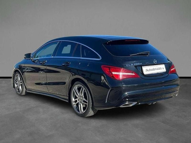 Usata Mercedes CLA200 Shooting Brake 136 CV (100 kW) 2019 Nero Station wagon
