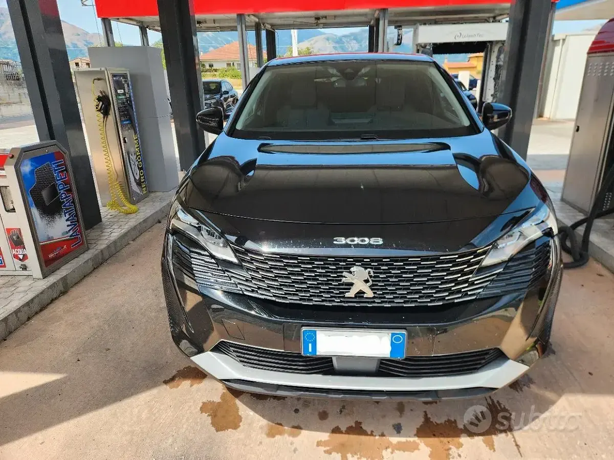 Usata Peugeot 3008 131 CV (96 kW) 2022 Nero SUV