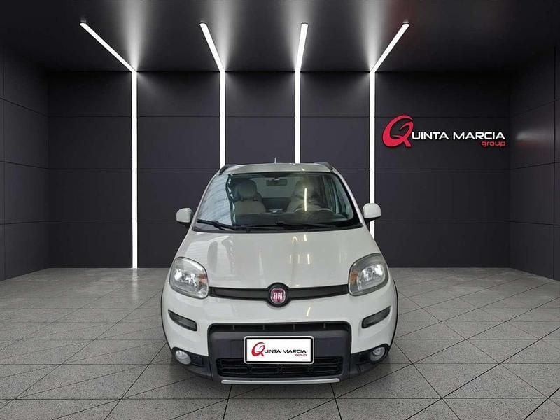 Usata Fiat Panda 4x4 S 95 CV (69 kW) 2016 Bianco Utilitaria