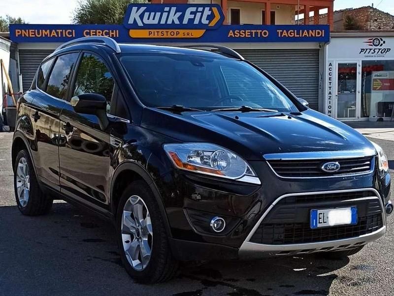 Usata Ford Kuga 163 CV (119 kW) 2011 Nero SUV