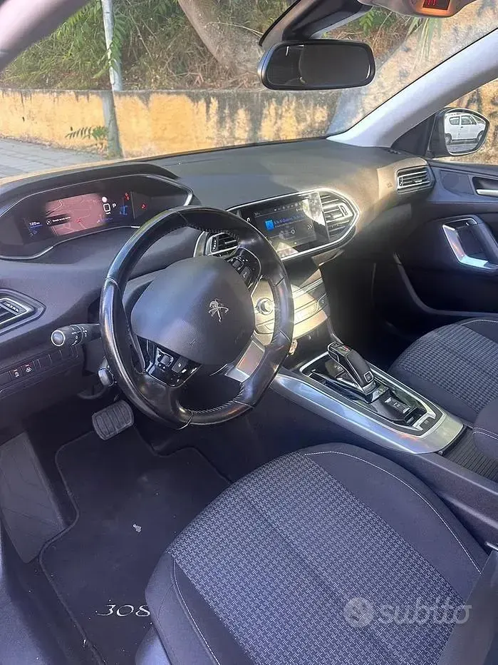 Usata Peugeot 308 131 CV (96 kW) 2020 Nero Station wagon