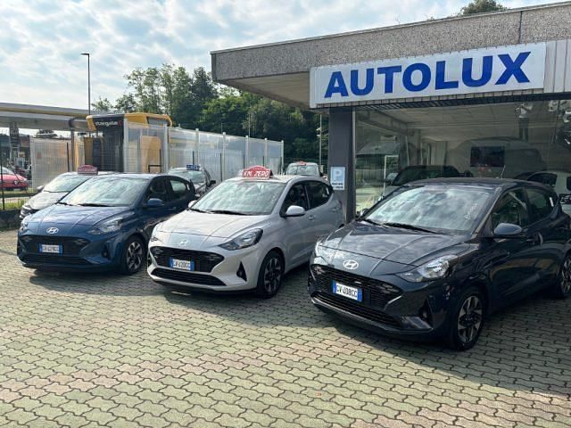 Nuova Hyundai i10 2025 Blu Utilitaria